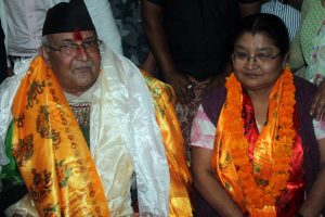 प्र. म. ओली दम्पत्ती