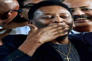 ३८ बर्षपछि कोलकातामा पेले