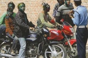 होलीको दिन सुनसरीबाट ६४ जना प्रहरी नियन्त्रणमा