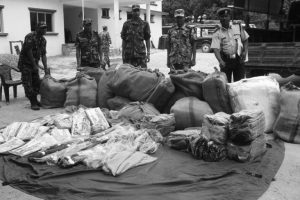 नक्कली भ्याट बिलसहित कपडा बरामद