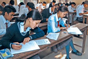 एसएलसी अाउँनै लाग्दा प्याब्सनको आन्दोलन चेतावनी, परीक्षा भाड्न की झन् राम्रो बनाउन ?