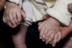 अचम्म, यि बालकका हात खुट्टामा छन् ३१ औंला