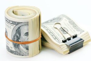 बढ्यो डलर १०८ भन्दा माथि कारोबार : डलर संगै बढ्यो दिर्हाम, रियाल र रिंगेट पनि: हेर्नुहोस कुन देशकाे कति कति बढयाे ?