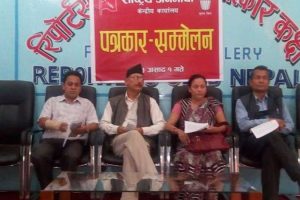 सरकारका उपप्रधानमन्त्री नै भाेलीदेखि सडक अान्दाेलनमा