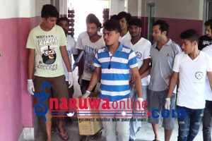 विरोधको नयाँ शैली – अस्पताल प्रशासनमा युवाले थुपारे फोहोर