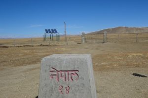 सुरक्षाको कारण देखाउदै चीनले बन्द गर्यो कोरला नाका