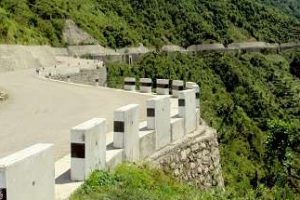 बिपी राजमार्ग हुँदै पूर्व जाँदै हुन्नुहुन्छ? (हेर्नुहोस नयाँ कायम भएको भाडादर साहित्)