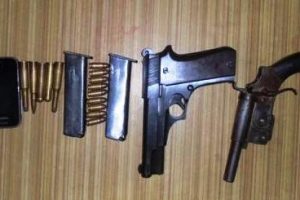 सिरहाको मिर्चैयाबाट पेस्तोल र गोली सहित दुईजना पक्राउ