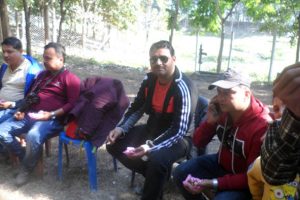 क्षेत्रस्तरीय कलाकार सङ्घको गठनका साथै बिरामी मनकुमारीलाई उपचारमा सहयोग
