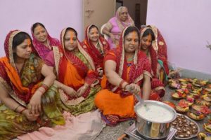 आज बेलुकीपख चन्द्र दर्शनका साथ छठ पर्वको खरना मनाइँदै