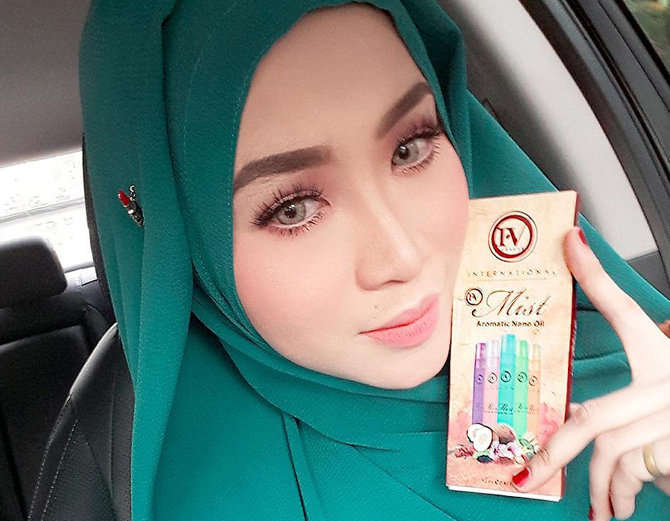 सामाजिक संजालमा किन भाइरल हुँदैछिन् यी शिक्षिका ?