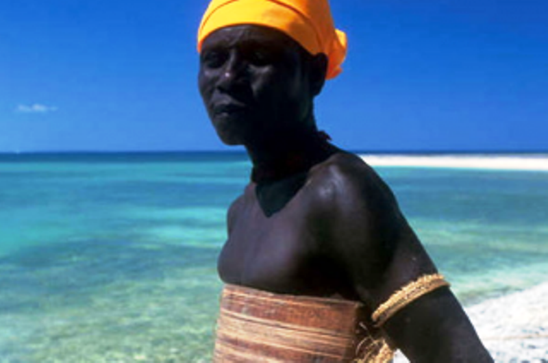 गोरो बच्चा जन्मियो कि ज्युदै गाड्ने अनाैठाे प्रचलन