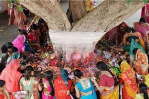 पतिको दिर्घायुका लागि ‘वट सावित्री’ पर्व मनाइँदै, यस्ताे छ ‘बरसाइत’ को कथा