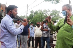 सुनसरीका डिएसपी बिनोद शर्मा विरुद्ध पत्रकार सम्मेलन