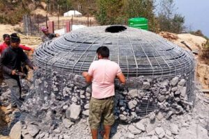 खाेटाङमा विजयखर्क लिफ्टिङ खानेपानी आयोजनाको गुणस्तरहीन संरचना भत्काउन थालियो