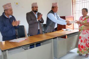 पथरीशनिश्चरेमा दोस्रो पटक जग्गा धनीपूर्जा वितरण