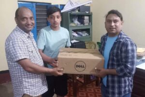 दशैंको दक्षिणबाट प्राप्त रकमबाट सामुदायिक विधालयलाई कम्प्युटर