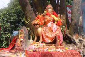 इलामकाे पाथीभरा देवी मन्दिर : मनले चिताएकाे सबै पुरा हुने महिमा नै अपरम्पार
