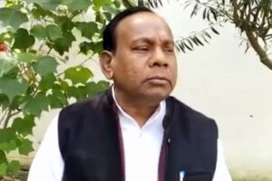 ५९ वर्षको उमेरमा पूर्वमन्त्रीले पास गरे १२ कक्षा
