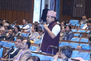 इनरुवा–काँकडभिट्टा रेलवे बनाउँन रोकिएको जग्गाको तत्काल मुआब्जा दिइयोस् : सांसद शर्मा