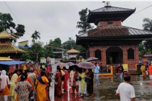 अर्जुनधारा धाममा थपियाे पार्वतीकाे मन्दिर : सेल्फि लिने र भिडियाे बनाउनेहरूकाे घुइचाे
