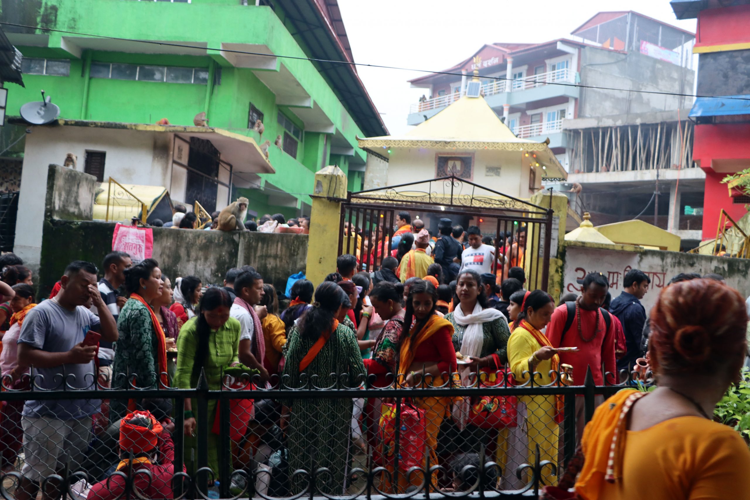 आज साउने संक्रान्ति मनाइँदै, देवघाटमा स्नान गर्नेको घुइँचो