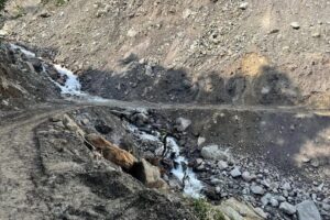 तीन महिनापछि खुल्यो मैवाखोलाको साँघु सडक