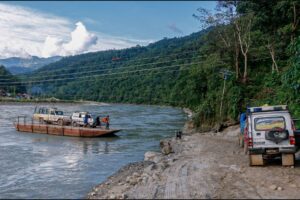 पानीको बहाव घटेसँगै भाेजपुरकाे सतीघाटमा फेरी सञ्चालन