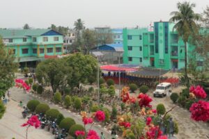 प्राधिकरणसंग उल्टै विद्युत् पोल उपयोग गरेबापतकाे भाडा माग्दै दमक नगरपालिका