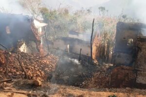 भाेजपुरमा आगलागी पीडितलाई राहत वितरण
