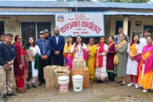 झुम्का कारागारका कैदिवन्दिलाई माया घरको कोसेली : सेल रोटी र गुन्द्रुकको अचार