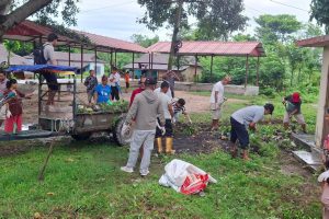 माओवादी केन्द्र कानेपोखरी–६ द्वारा सरसफाई तथा वृक्षारोपण