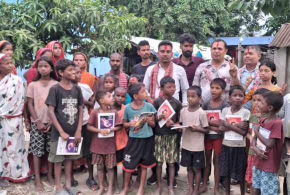 पत्रकारले दलित तथा मरिक समुदायका बालबालिकासँगै जन्मदिन मनाए